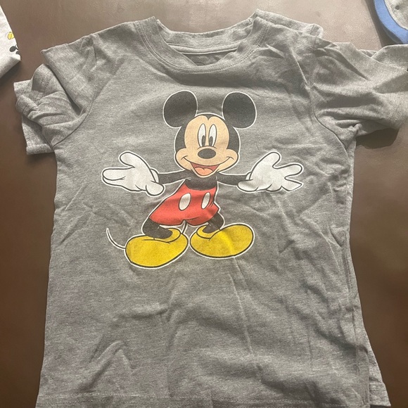 4T Mickey T-shirts - Picture 2 of 3